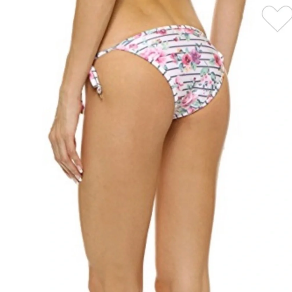 NWT Wildfox 90s Floral String Bikini XS